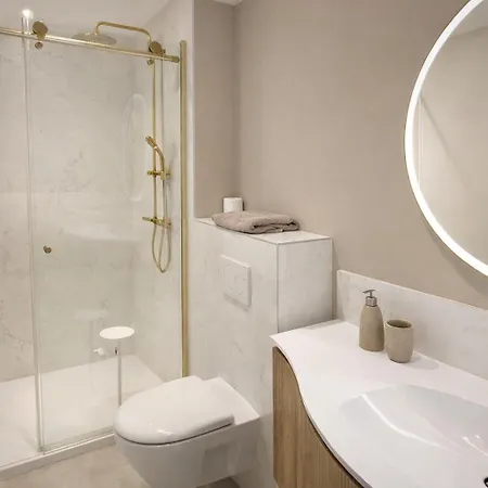 Apartment La Du Petit Port - & Aix-les-Bains
