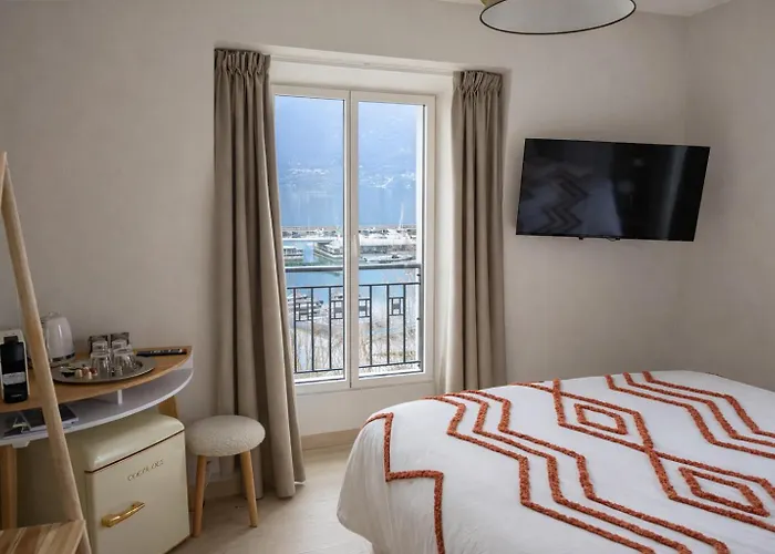 La Du Petit Port - Appartements&chambres * Aix-les-Bains